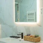 Deluxe Swan Stone Castle 4* Budapest