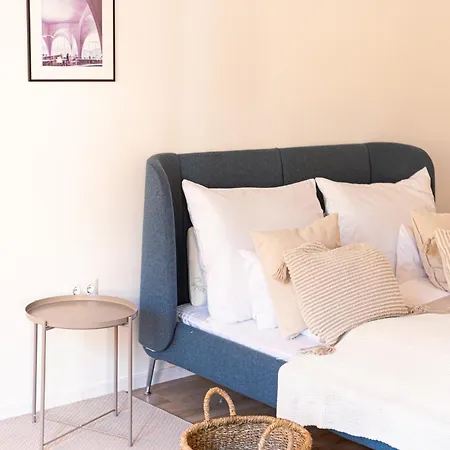 Deluxe Swan Stone Castle Hotel apartamentowy 4*