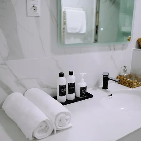 Hotel apartamentowy Deluxe Swan Stone Castle