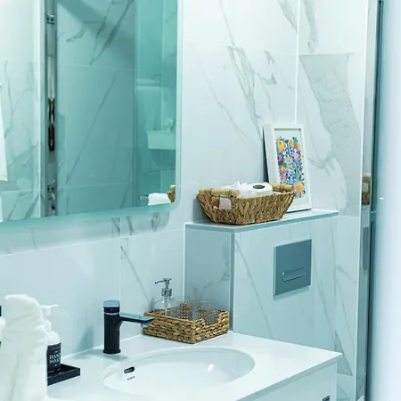 Hotel apartamentowy Deluxe Swan Stone Castle