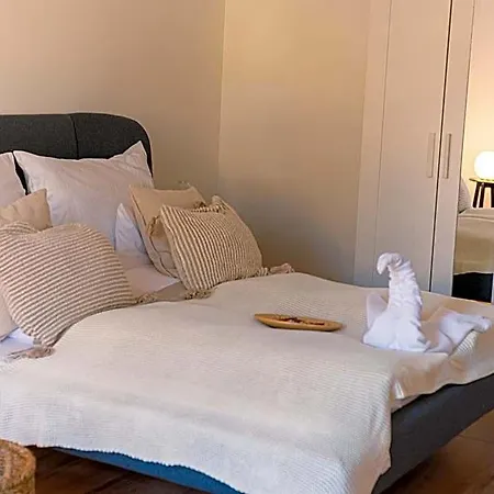 Deluxe Swan Stone Castle 4* Budapest