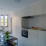Deluxe Swan Stone Castle מלון דירות בודפשט
